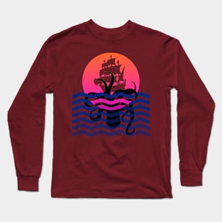 Dangerous sea life Long Sleeve T-Shirt